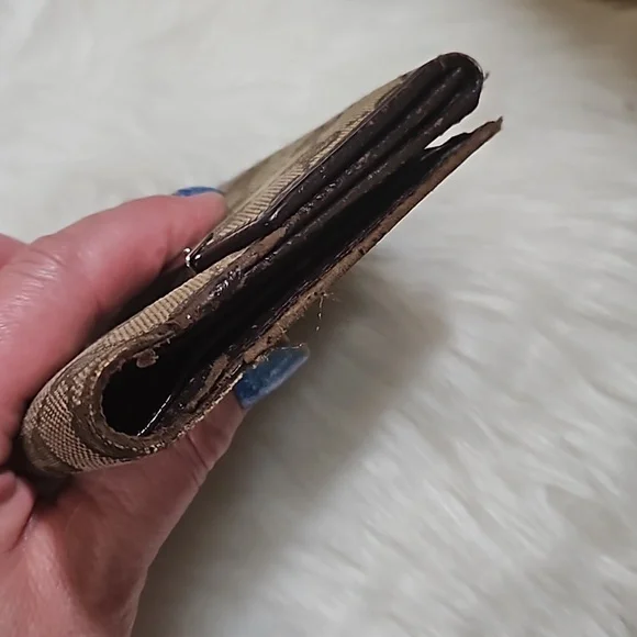 Gucci GG Monogram Small Wallet